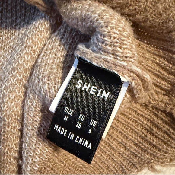 SHEIN Tan V-Neck Crop-Top Sweater with Star Design - Picture 4 of 4